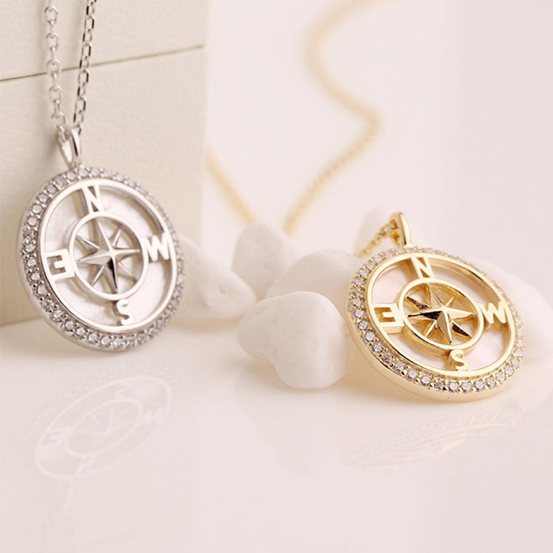925 The compass necklace of the brave